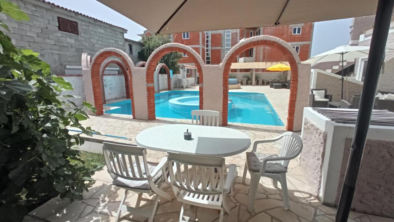 Vila Kula Aparthotel Nin Luaran gambar