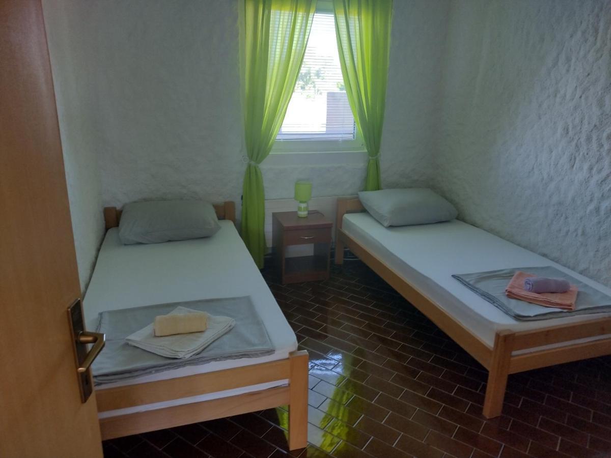 Vila Kula Aparthotel Nin Luaran gambar